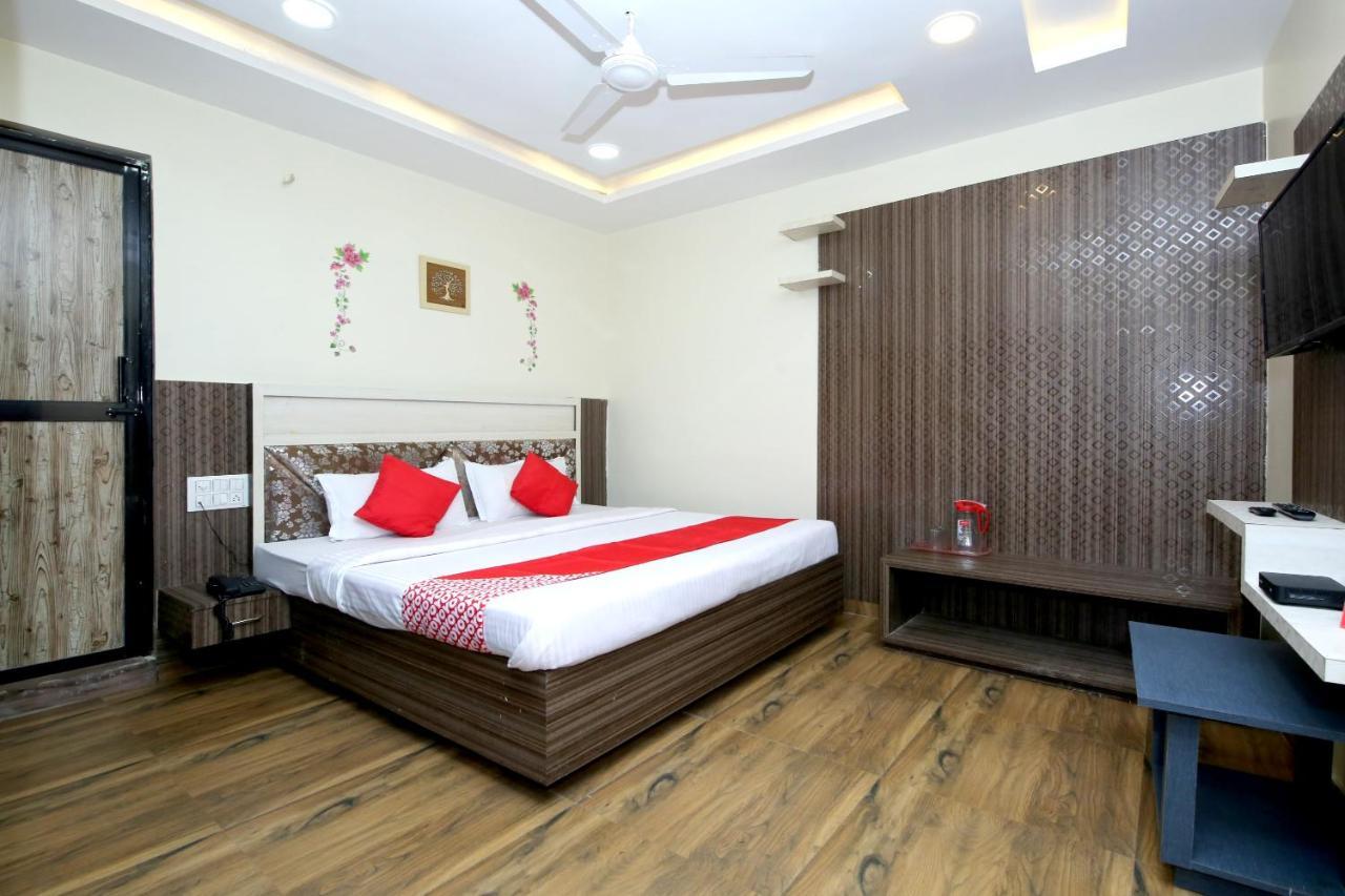 Oyo Flagship 27933 Hotel Green Valley Raipur  Bagian luar foto